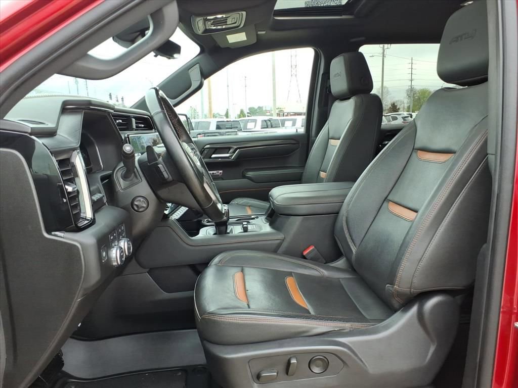 Used 2023 GMC Sierra 1500 AT4 w/ Technology Package image 17