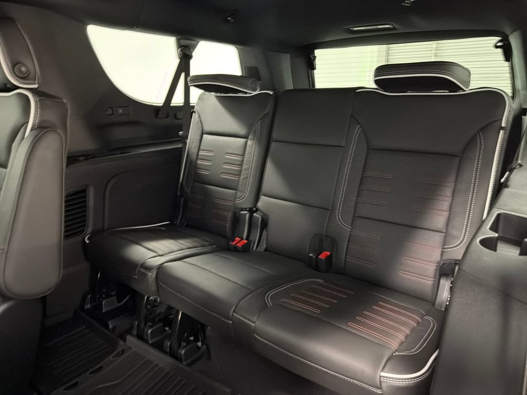 New 2026 GMC Yukon XL AT4 Ultimate w/ LPO, Floor Liner Package AWD/4WD image 13