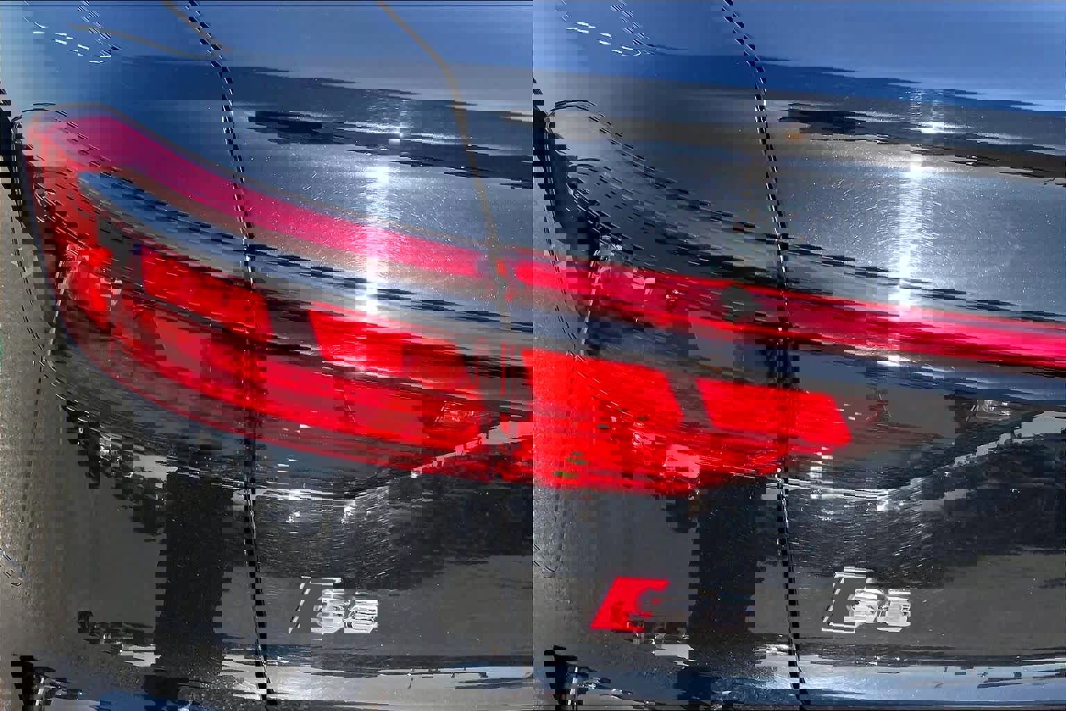 Used 2020 Audi S8 L w/ S8 Executive Package AWD/4WD image 27