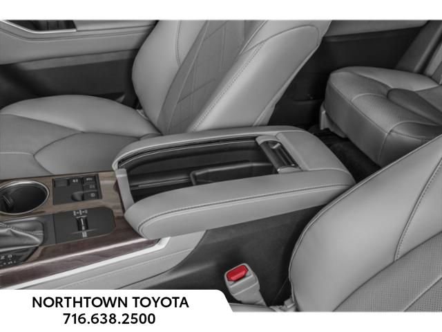 New 2026 Toyota Highlander Platinum image 15
