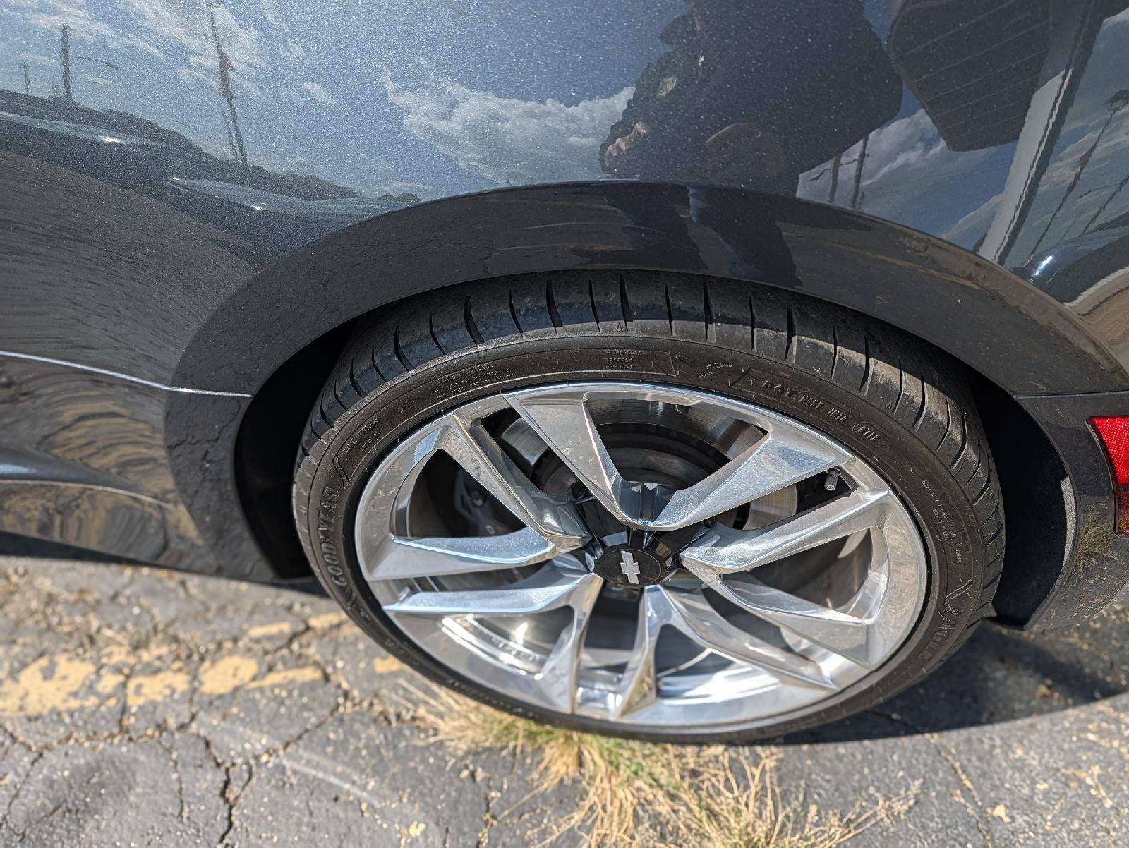 Used 2018 Chevrolet Camaro SS RWD image 44