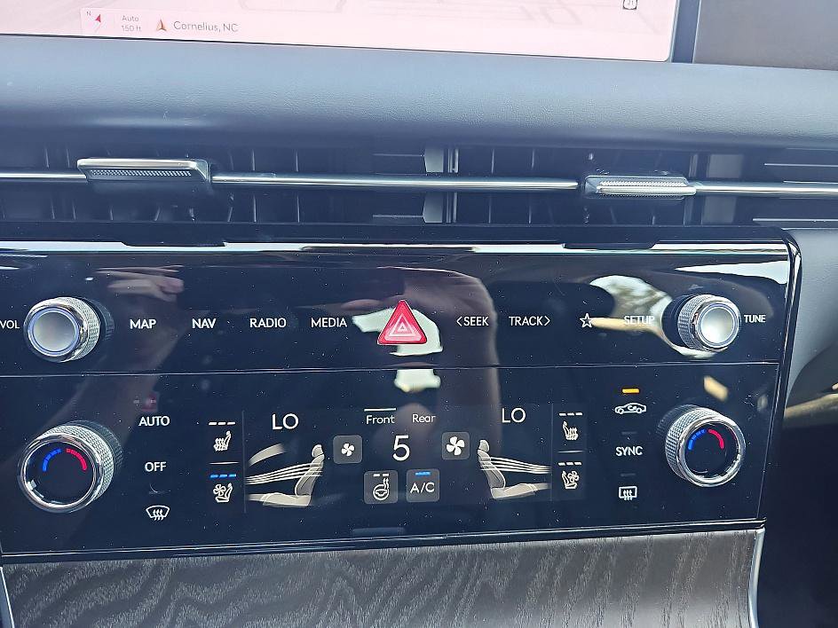 Used 2025 Genesis G80 2.5T Advanced image 26