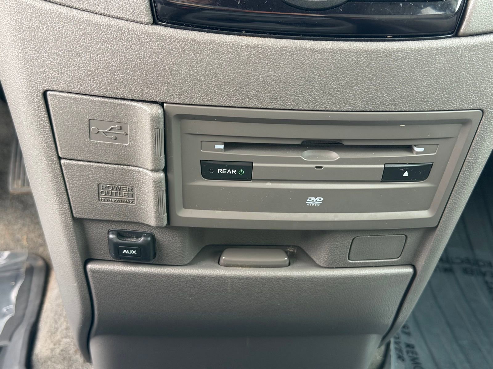 Used 2016 Honda Odyssey SE image 25