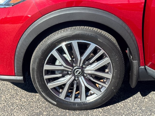 Used 2022 Nissan Kicks SV w/ Exterior Package FWD image 24