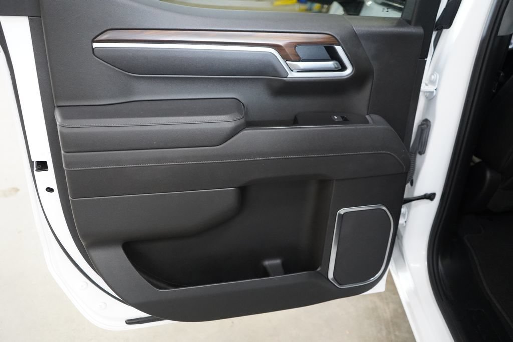 Used 2025 GMC Sierra 1500 SLT RWD image 31