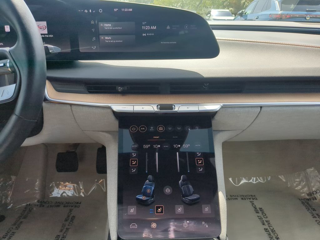 Used 2024 Lucid Air Touring AWD/4WD image 22