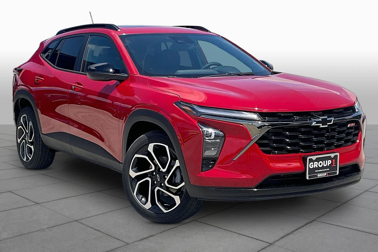 New 2026 Chevrolet Trax RS w/ Driver Confidence Package FWD image 2