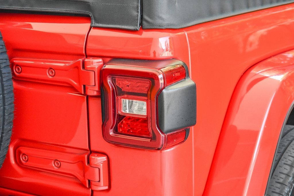 Used 2021 Jeep Wrangler Unlimited Sahara 4xe w/ Safety Group image 7