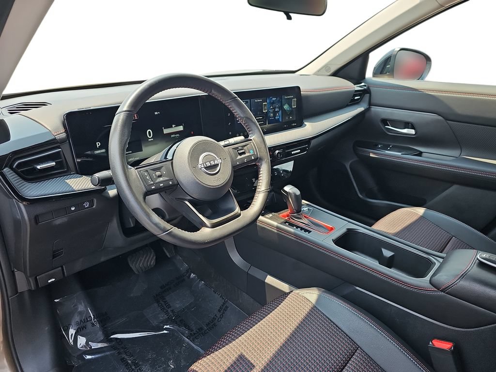 Used 2026 Nissan Kicks SR FWD image 16