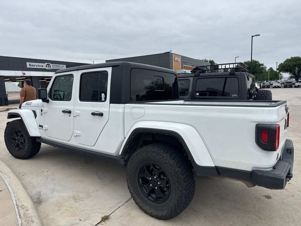 Used 2021 Jeep Gladiator Sport AWD/4WD image 3