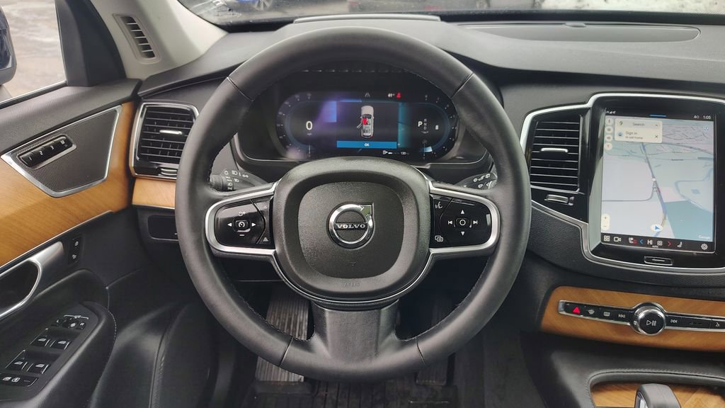 Certified 2023 Volvo XC90 B5 Plus w/ Protection Package Premier image 13