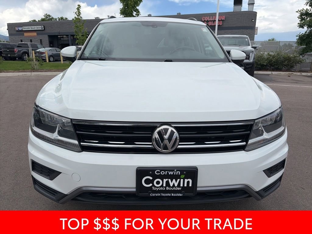 Used 2018 Volkswagen Tiguan SE w/ Panoramic Sunroof Package AWD/4WD image 2