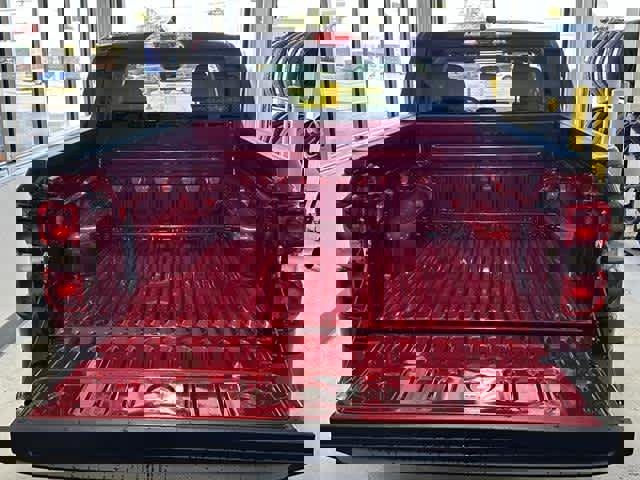 New 2025 Ford Maverick XLT w/ XLT Luxury Package image 6