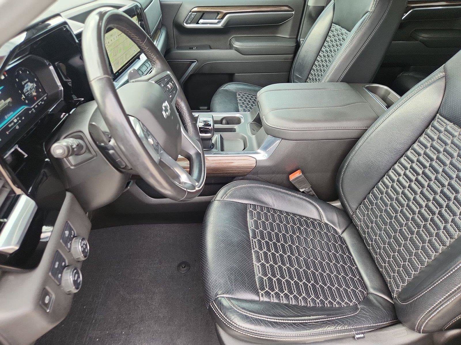 Used 2023 Chevrolet Silverado 1500 RST w/ LPO, Dark Essentials Package AWD/4WD image 19