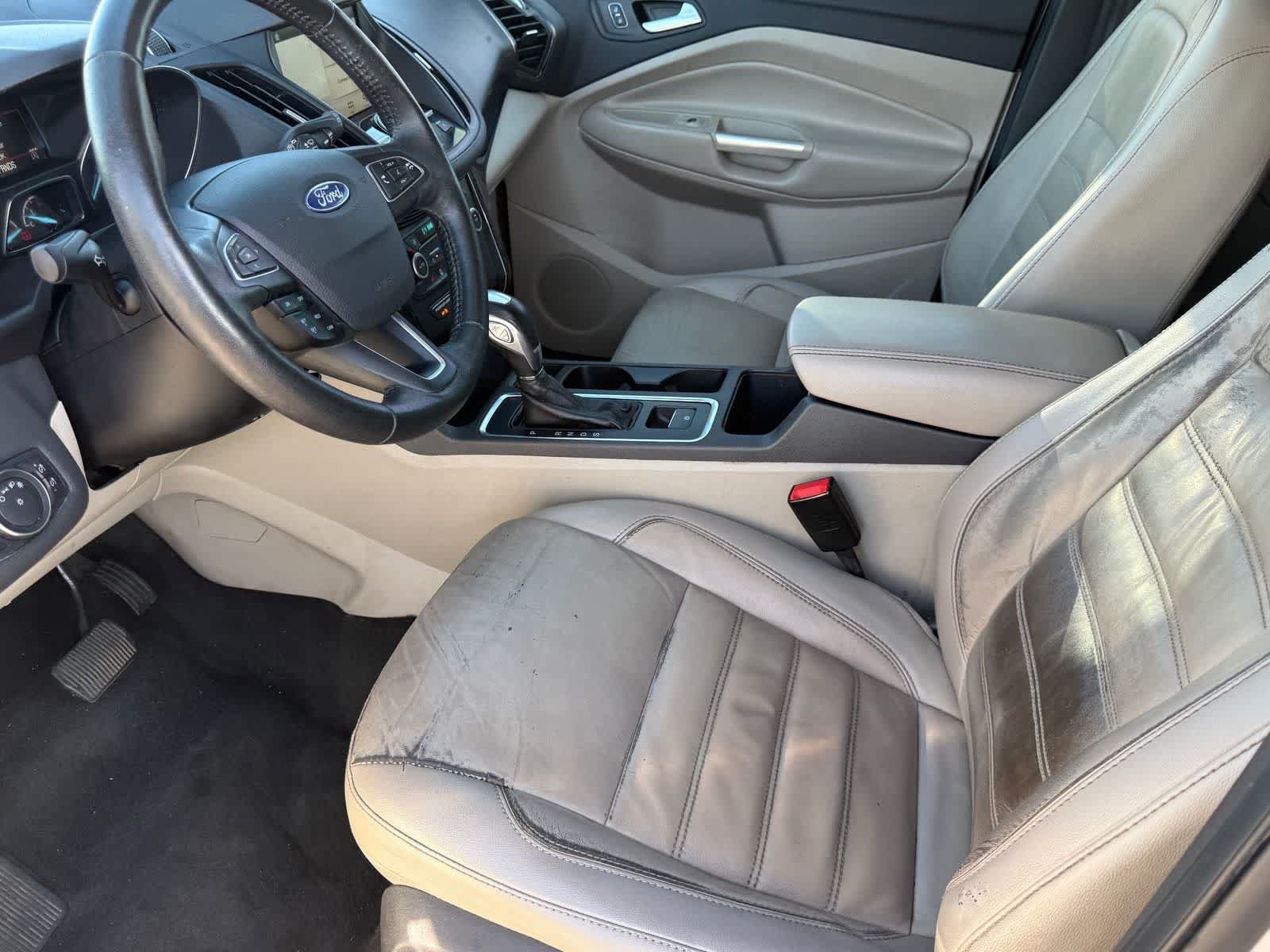 Used 2019 Ford Escape Titanium FWD image 17