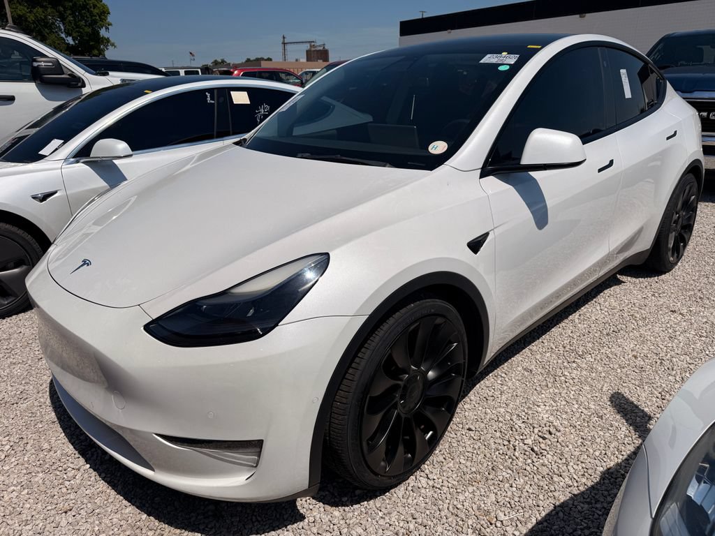 Used 2022 Tesla Model Y Performance AWD/4WD image 15