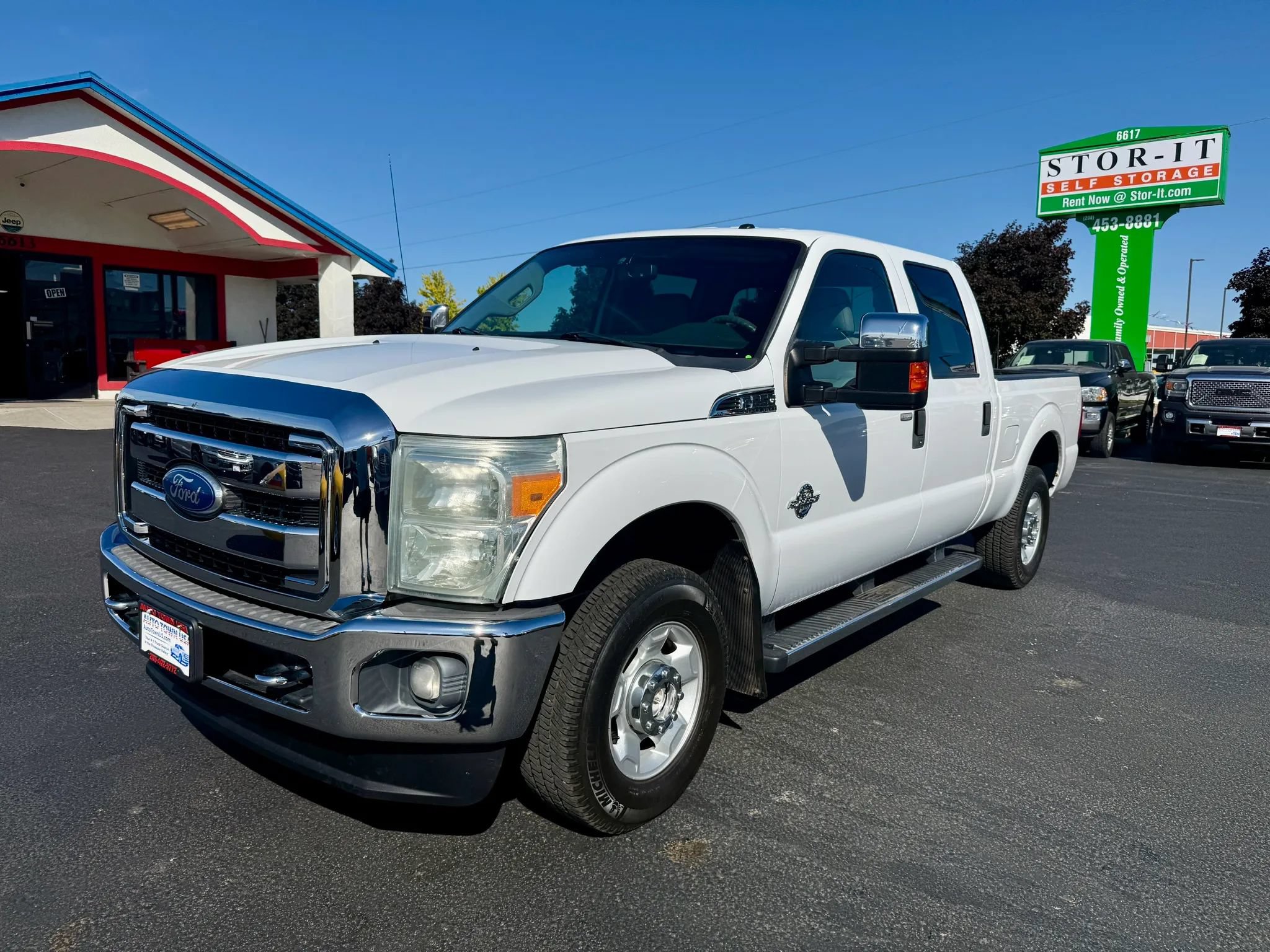Used 2011 Ford F250 XLT w/ XLT Premium Pkg AWD/4WD image 1