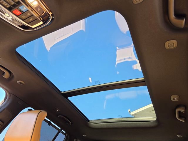 Certified 2022 Jeep Grand Cherokee Summit w/ Luxury Tech Group V image 23