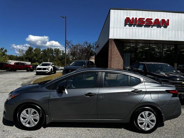 Used 2024 Nissan Versa S w/ Trunk Package image 6