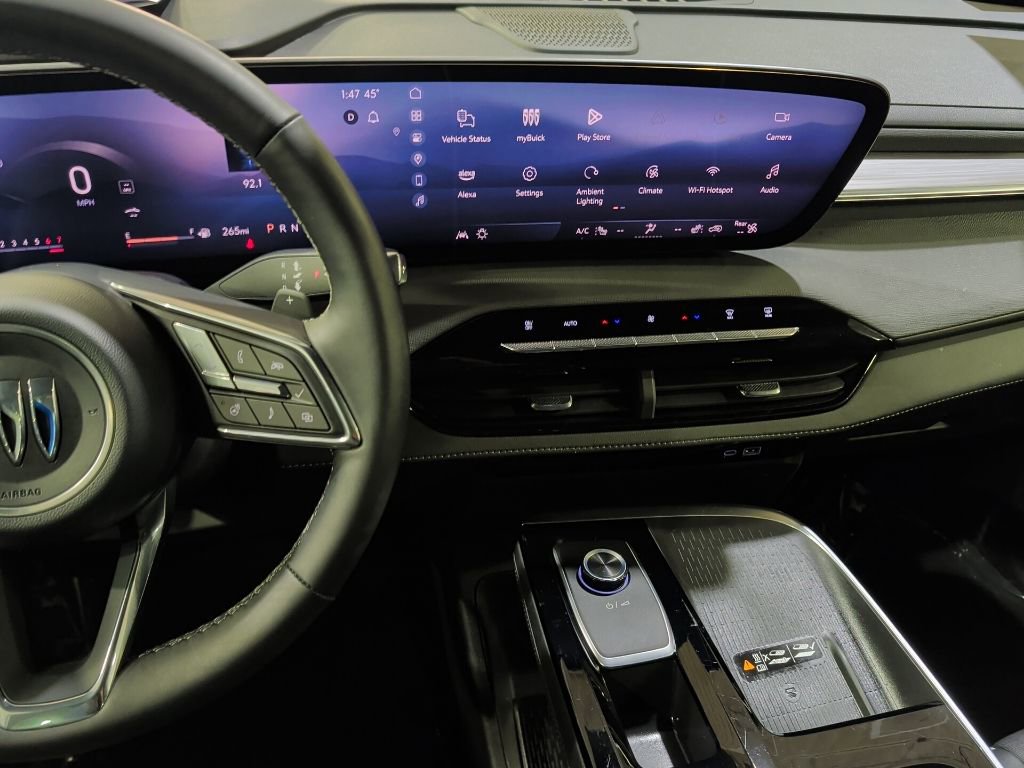 Certified 2025 Buick Enclave Preferred image 19