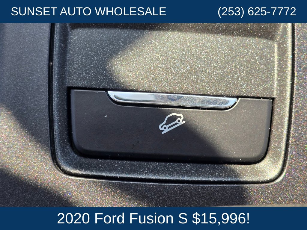 Used 2020 Ford Fusion S FWD image 34