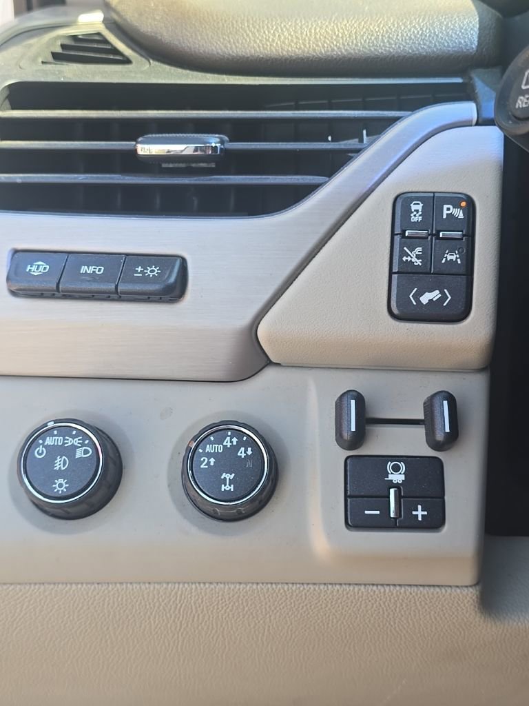 Used 2016 GMC Yukon XL Denali w/ Open Road Package image 2