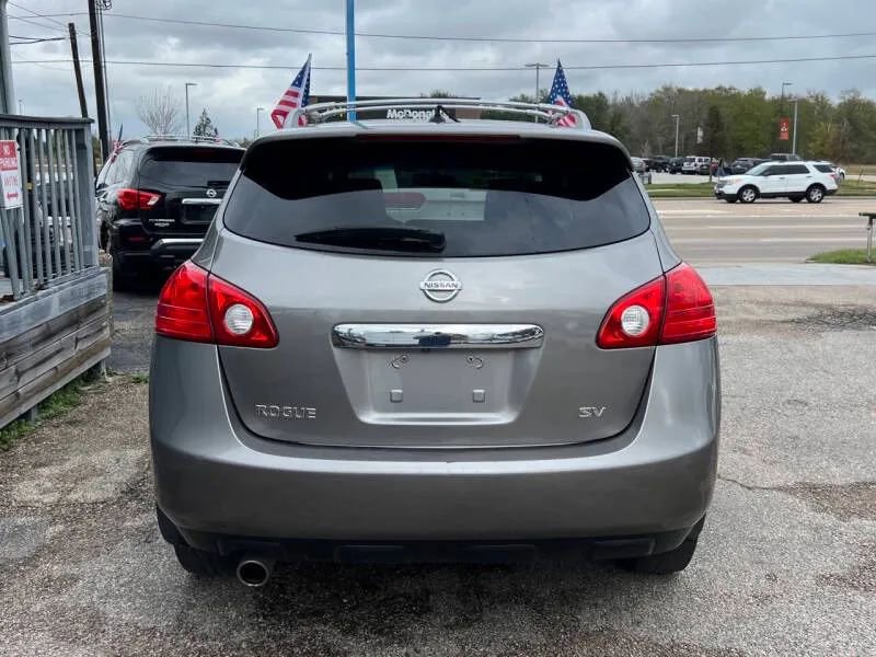 Used 2013 Nissan Rogue SV w/ Premium Pkg image 7