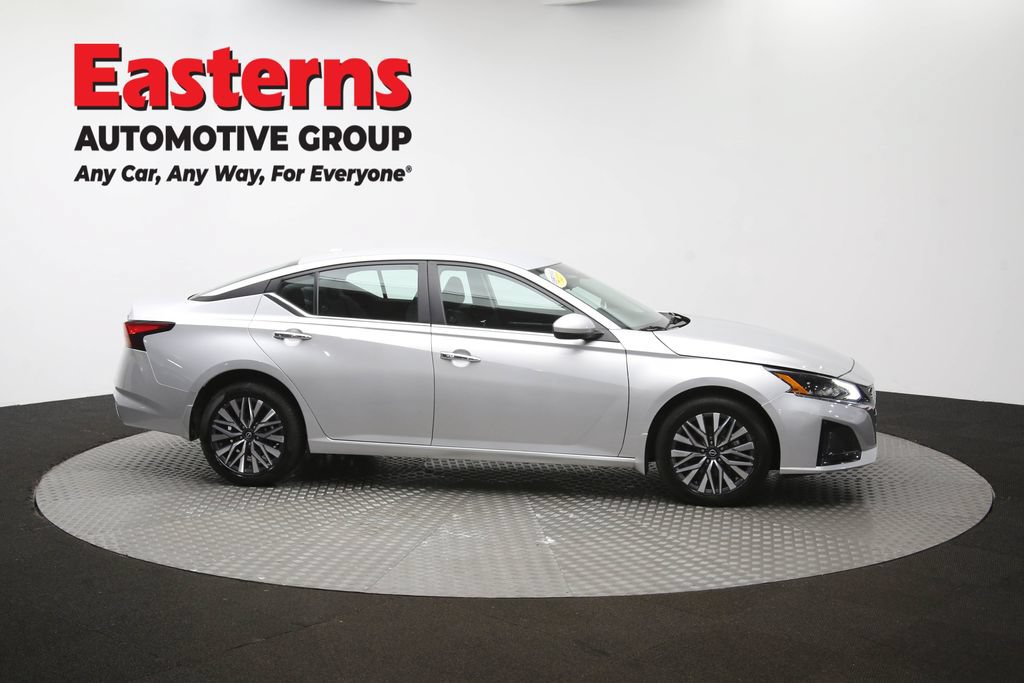Used 2023 Nissan Altima 2.5 SV AWD/4WD image 45