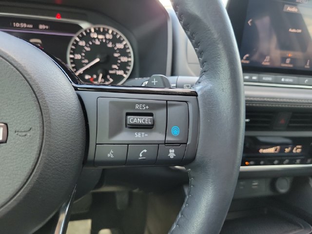 Used 2023 Nissan Rogue SV w/ SV Premium B Package FWD image 23