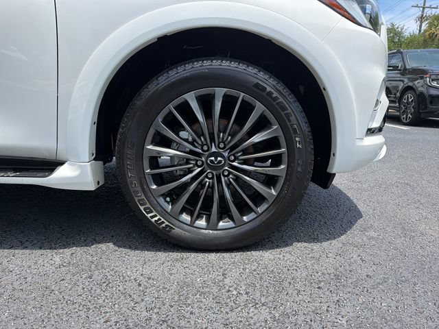 Used 2024 INFINITI QX80 Sensory AWD/4WD image 32