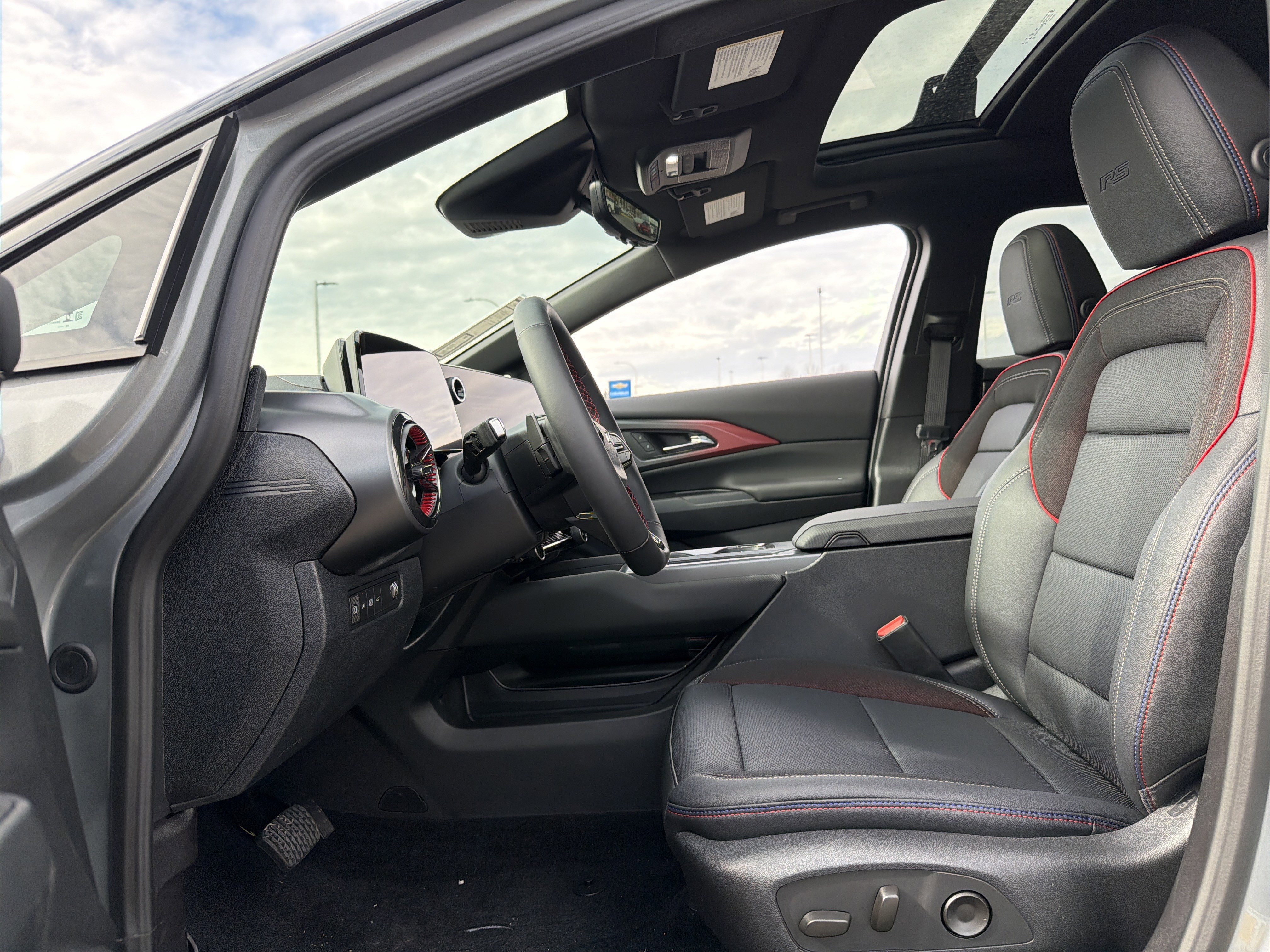 New 2026 Chevrolet Equinox EV RS image 10