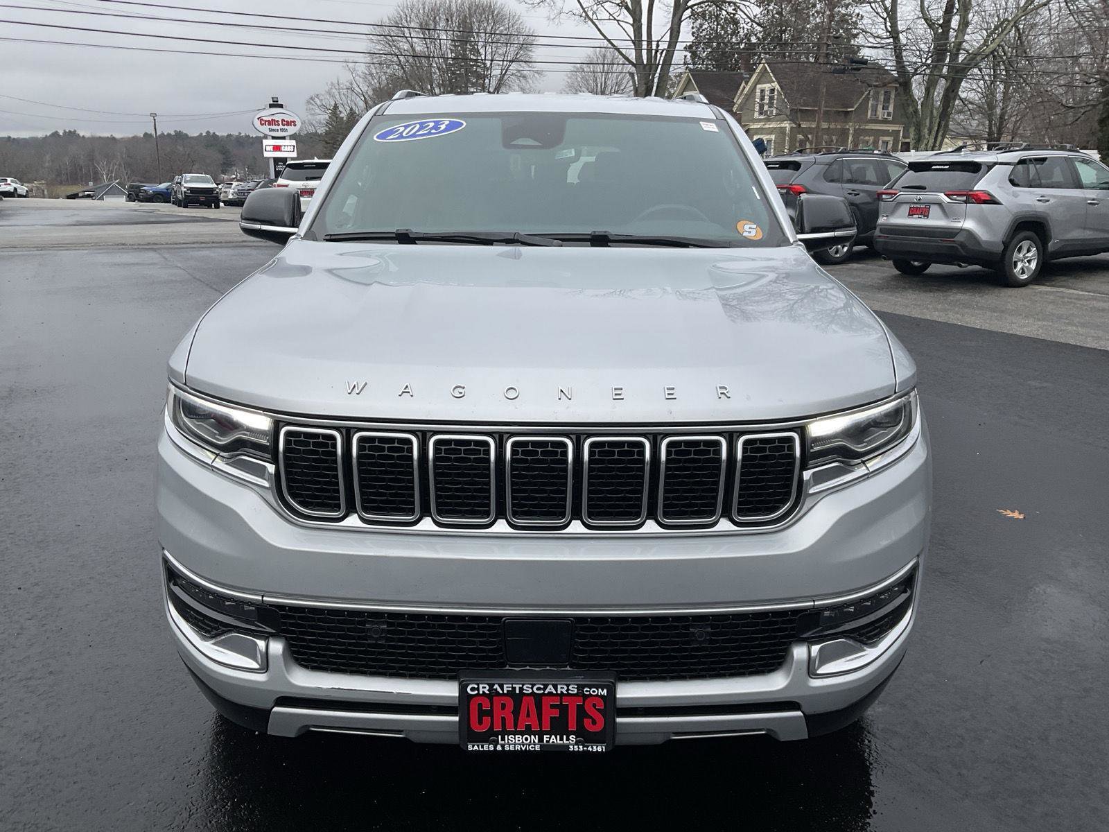 Used 2023 Jeep Wagoneer L Series II image 8