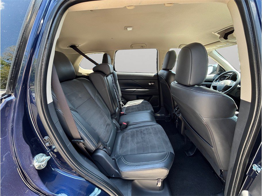 Used 2020 Mitsubishi Outlander SE FWD image 37