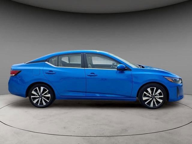 Used 2025 Nissan Sentra SV w/ SV Premium Package FWD image 10