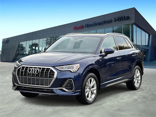 Certified 2025 Audi Q3 2.0T Premium Plus w/ Premium Plus Package