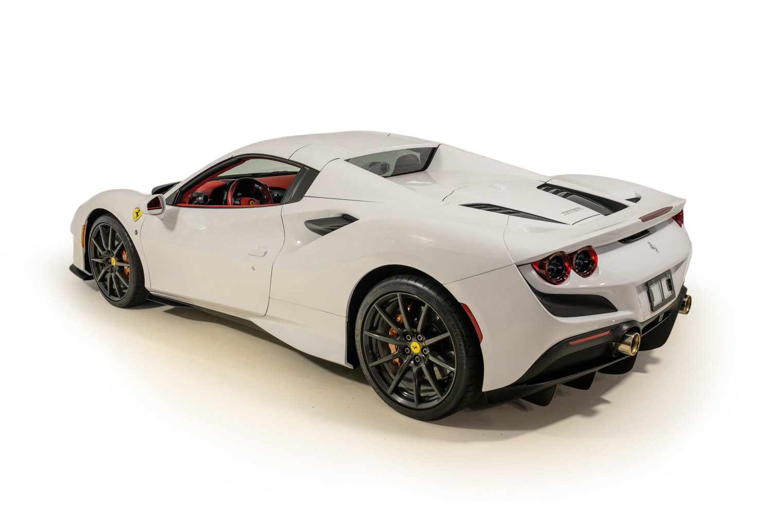 Certified 2023 Ferrari F8 Tributo RWD image 12