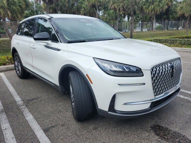 Certified 2023 Lincoln Corsair FWD image 3