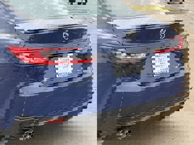 Certified 2025 Toyota Camry SE image 6