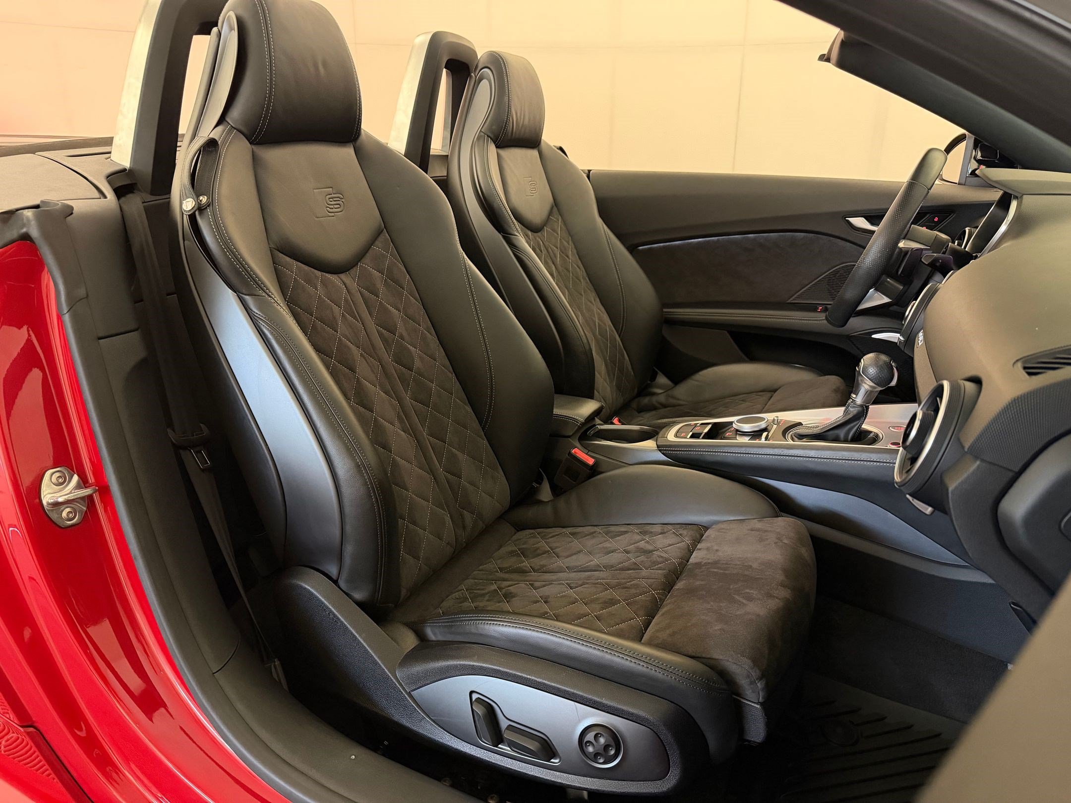 Used 2018 Audi TT 2.0T w/ Technology Package AWD/4WD image 21