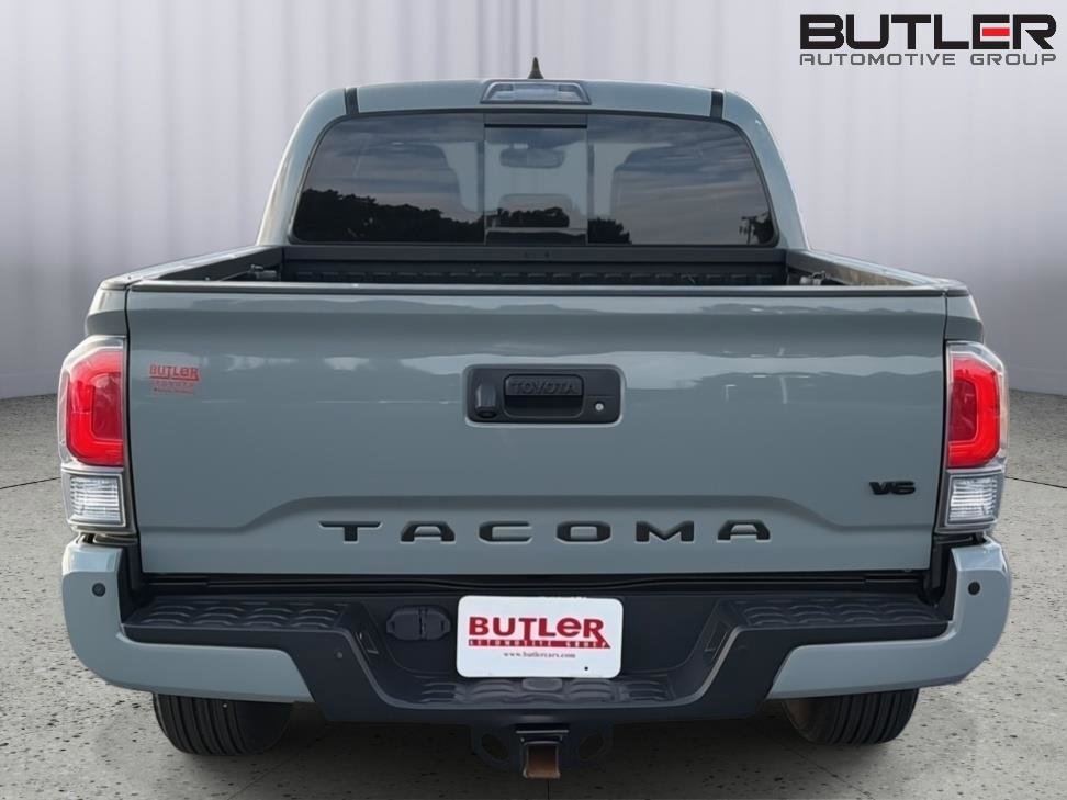 Certified 2023 Toyota Tacoma TRD Sport w/ TRD Premium Sport Package AWD/4WD image 5