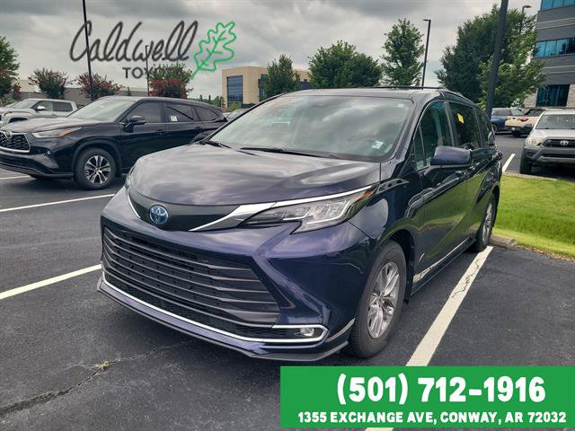 Certified 2022 Toyota Sienna XLE w/ XLE Plus Package