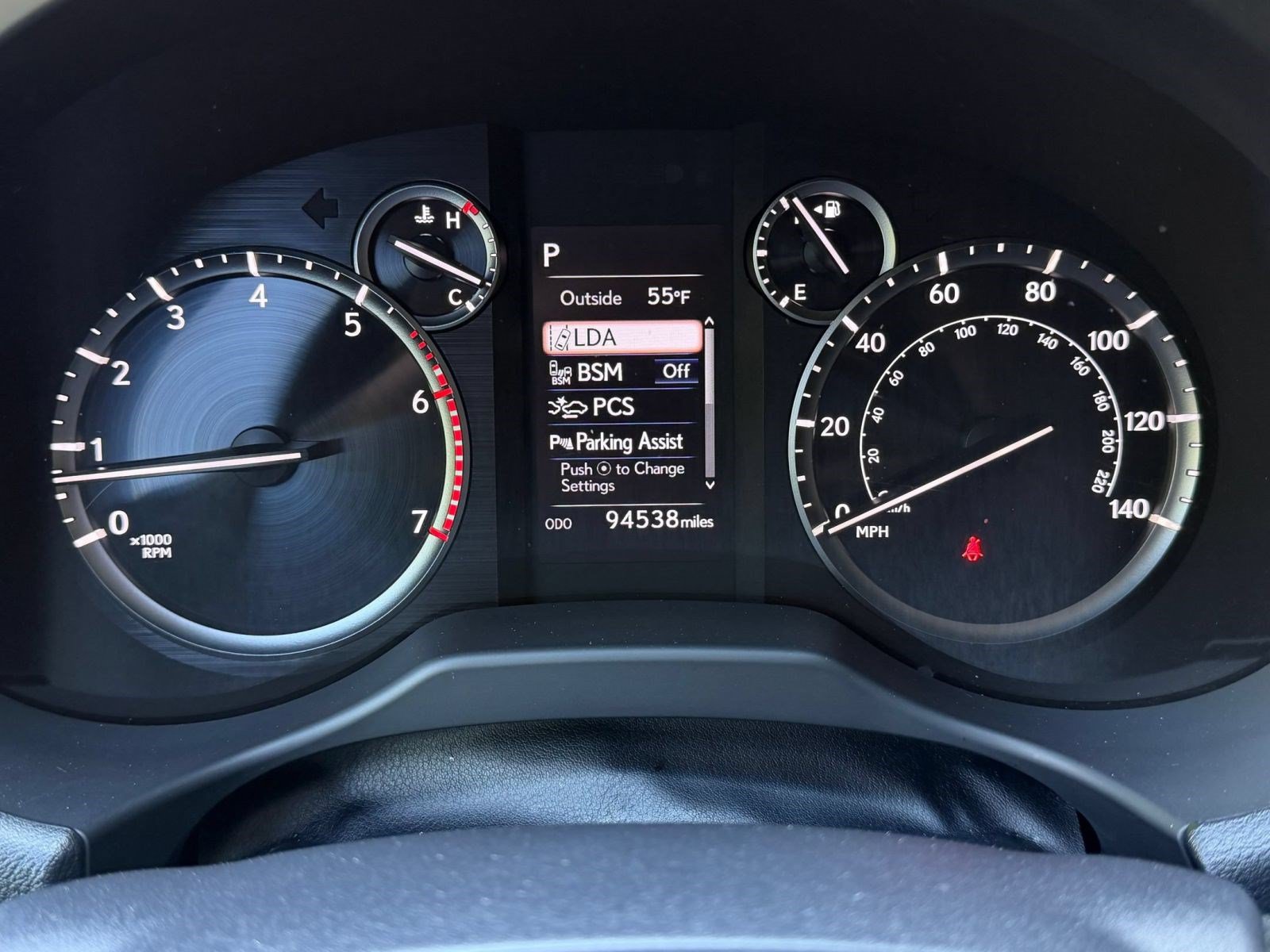 Used 2023 Lexus GX 460 Premium w/ Premium Package AWD/4WD image 28