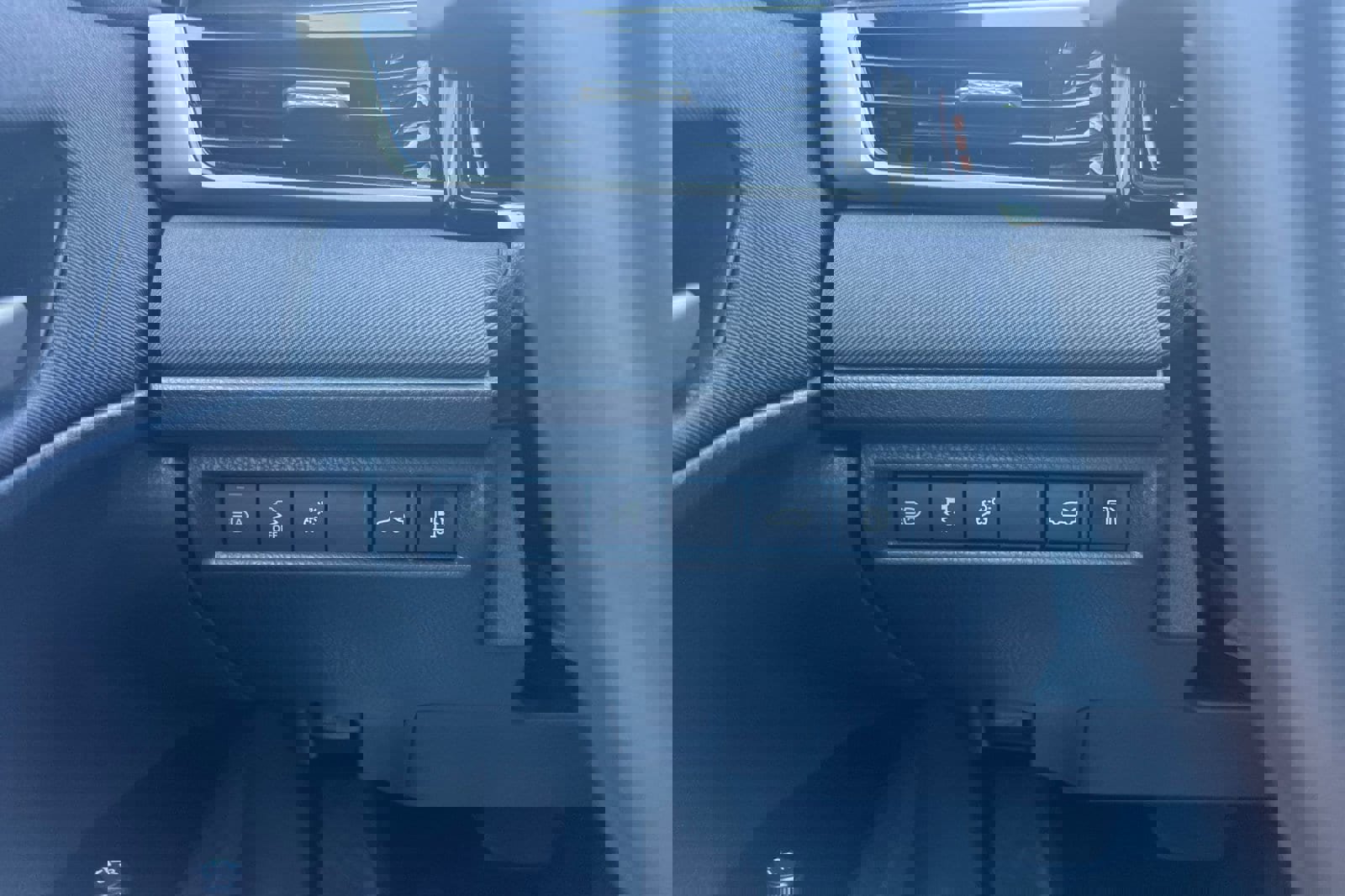 Certified 2025 Toyota Camry LE image 28