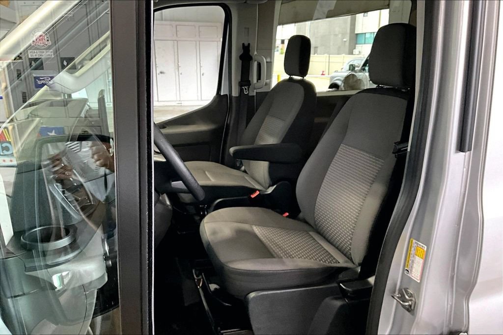 Used 2025 Ford Transit 350 XLT RWD image 23