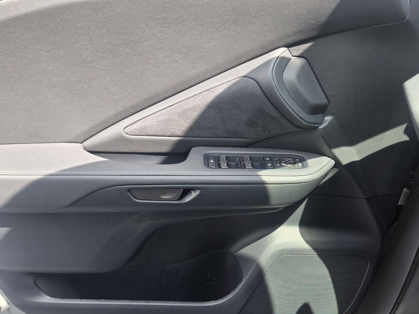 New 2026 Lexus TX 500h AWD image 32