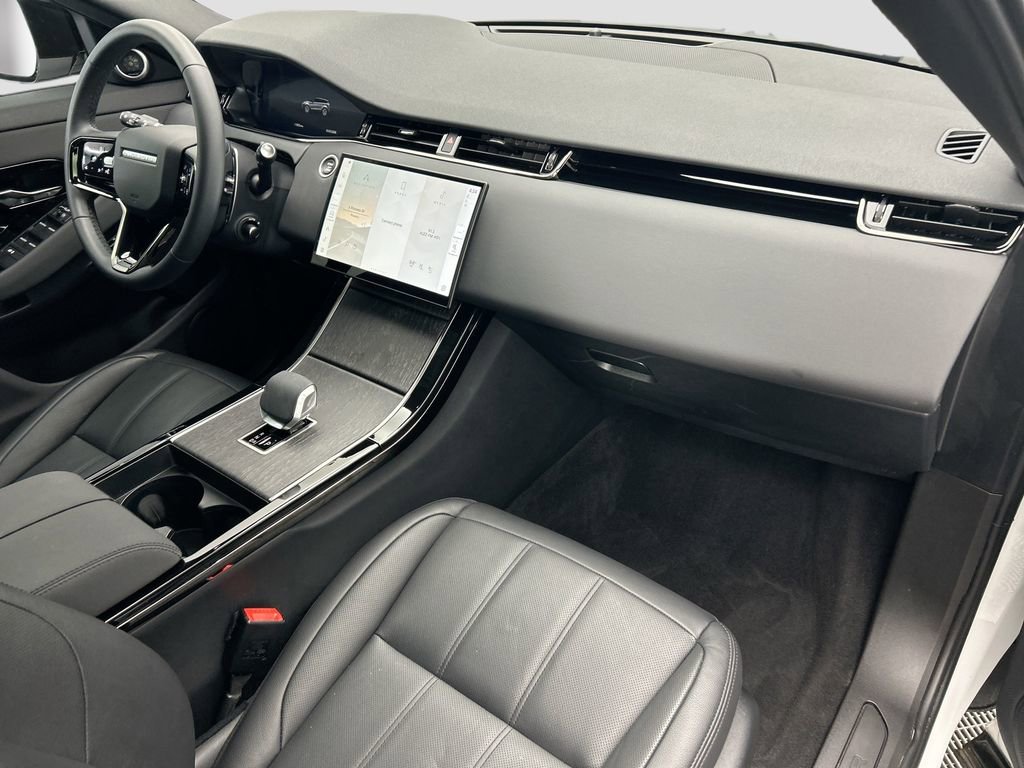 Certified 2025 Land Rover Range Rover Evoque S image 16