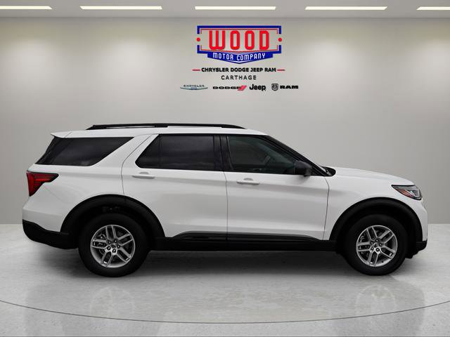 New 2026 Ford Explorer Active image 2