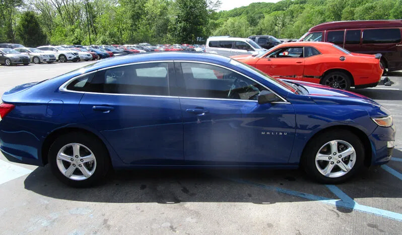 Used 2023 Chevrolet Malibu LS FWD image 10