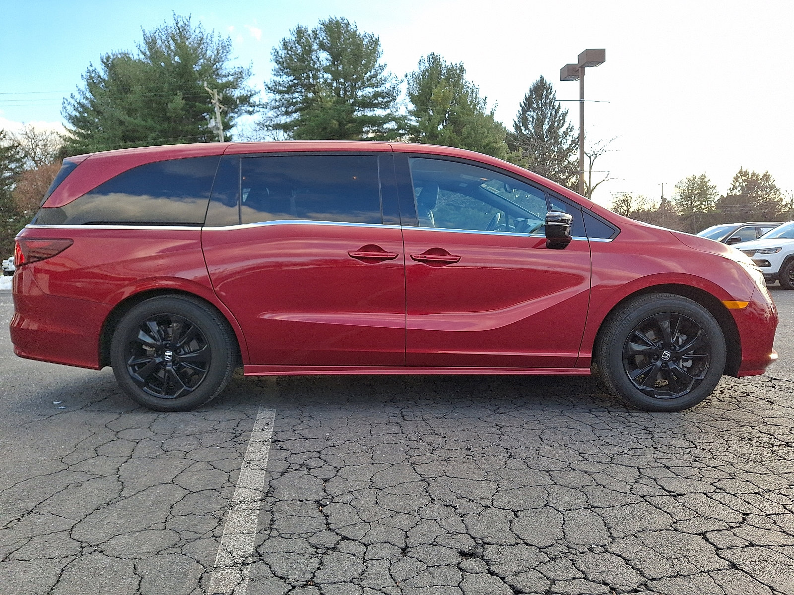 Used 2023 Honda Odyssey Sport image 7