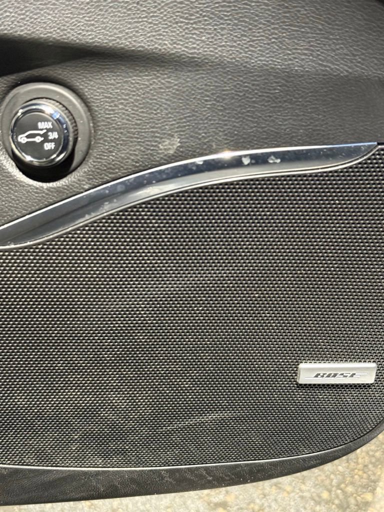 Used 2020 Buick Enclave Avenir w/ Avenir Technology Package image 12